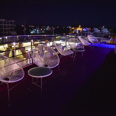 Hotel Evropa Ulcinj Ngoại thất bức ảnh