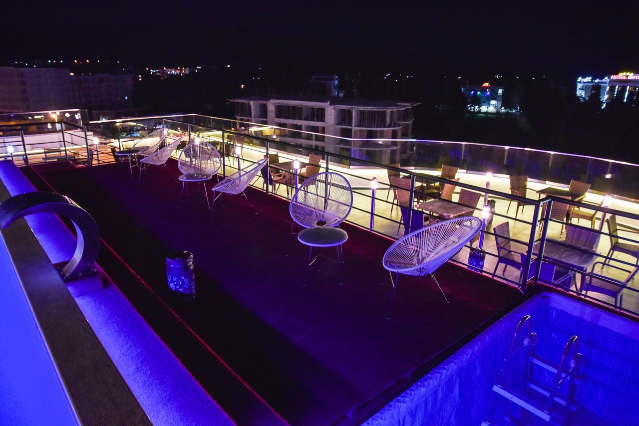 Hotel Evropa Ulcinj Ngoại thất bức ảnh